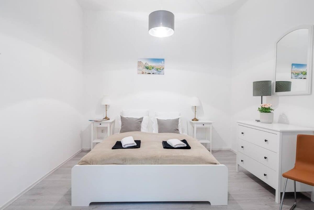 Central Brand New And Modern Apartment Budapest Eksteriør billede