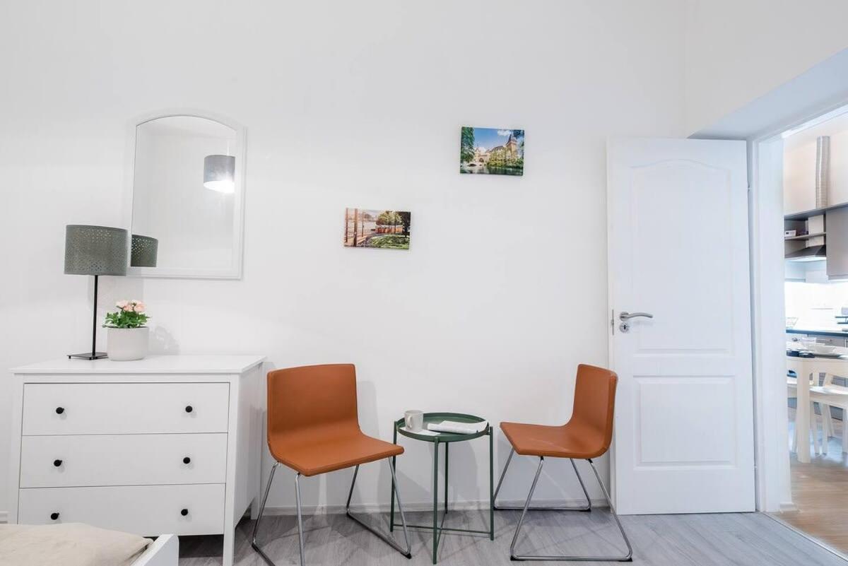 Central Brand New And Modern Apartment Budapest Eksteriør billede