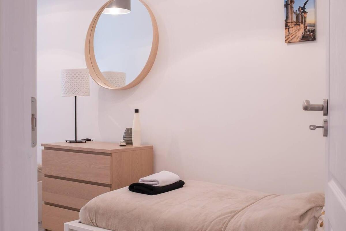 Central Brand New And Modern Apartment Budapest Eksteriør billede
