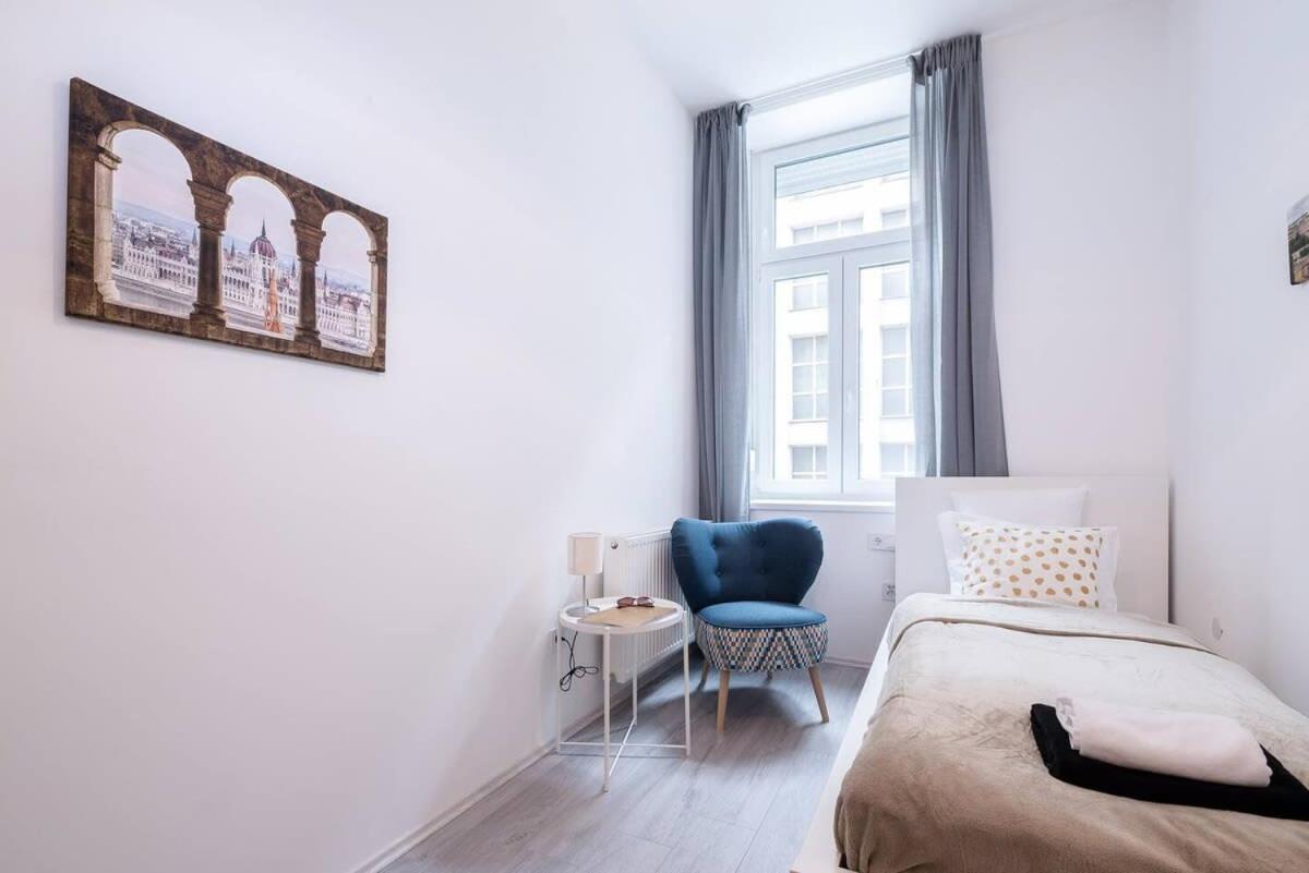 Central Brand New And Modern Apartment Budapest Eksteriør billede